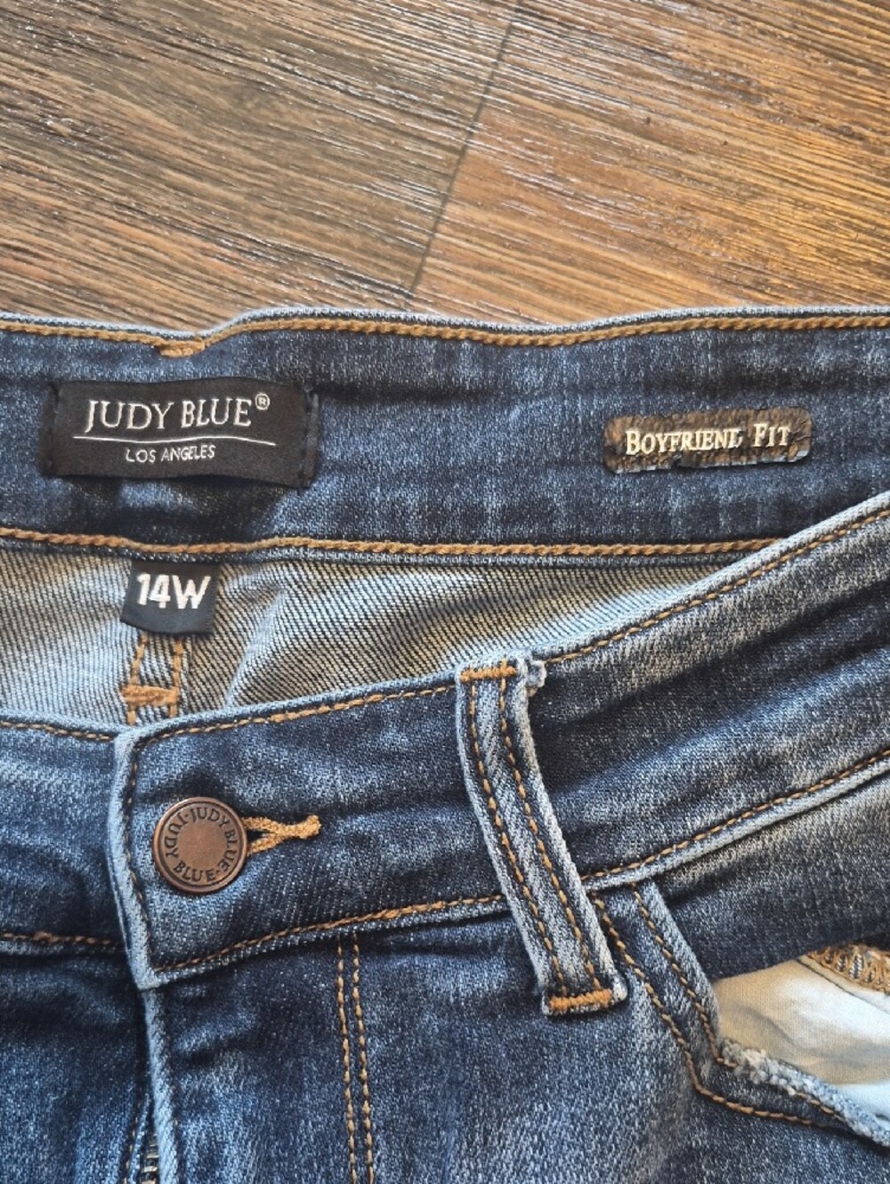 Judy Blue Distressed Medium Blue Boyfriend Jeans - Picture 2 of 2